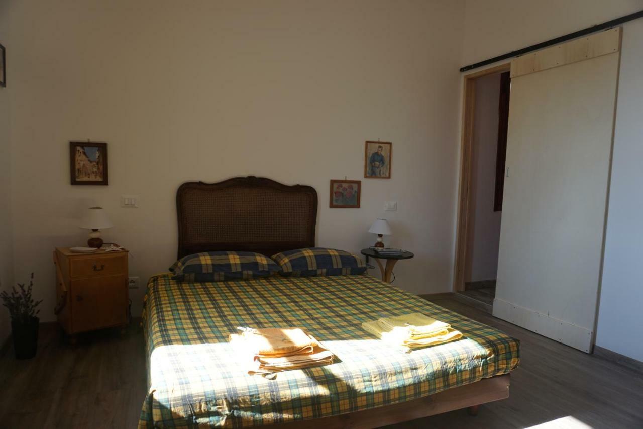 La Quercia Agriturismo Imperia Εξωτερικό φωτογραφία