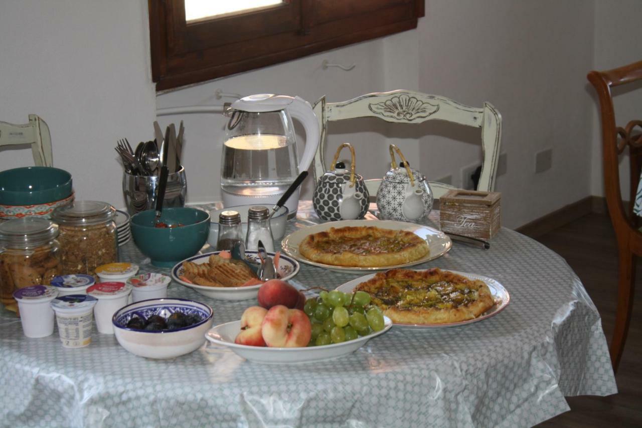 La Quercia Agriturismo Imperia Εξωτερικό φωτογραφία